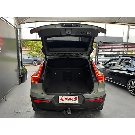 Volvo XC40 - Imagem 12