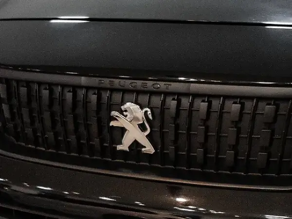 Peugeot E-expert - Imagem 8