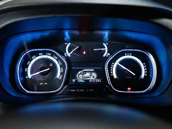 Peugeot E-expert - Imagem 15