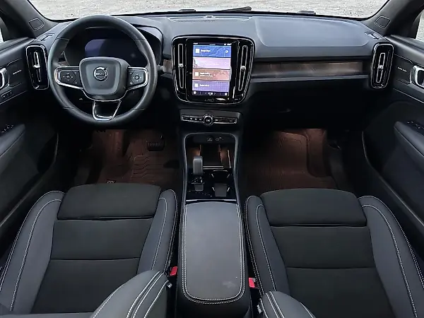 Volvo C40 Recharge - Imagem 7