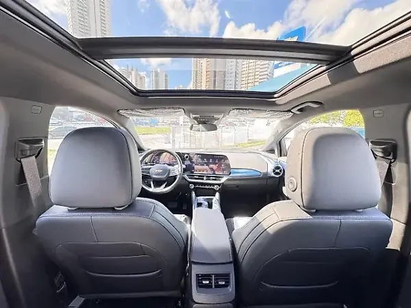 Chevrolet Equinox EV - Imagem 13