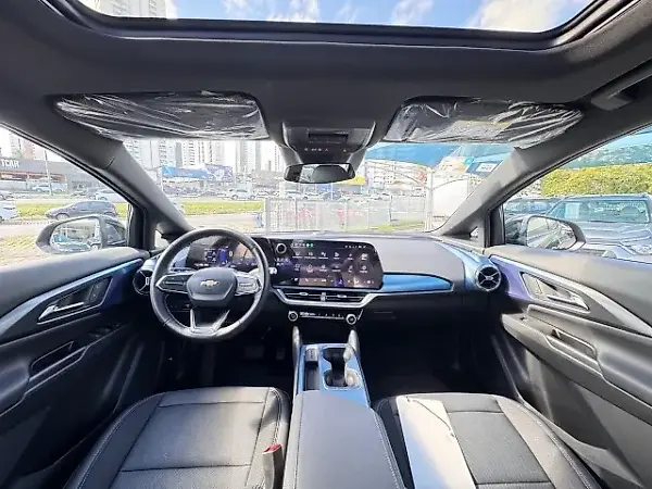 Chevrolet Equinox EV - Imagem 15