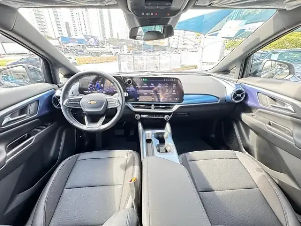Chevrolet Equinox EV - Imagem 16