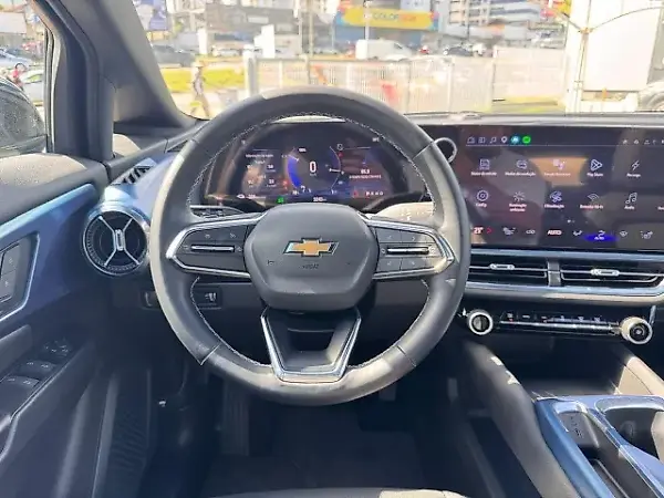 Chevrolet Equinox EV - Imagem 17