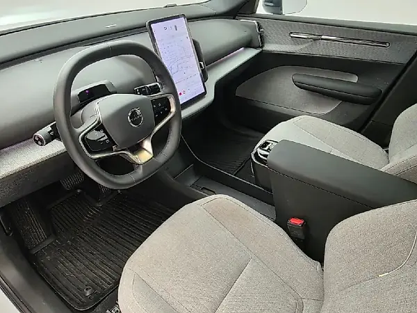 Volvo EX30 - Imagem 9