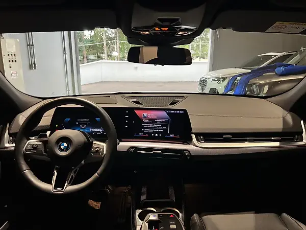 BMW Ix - Imagem 14