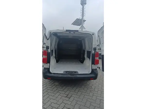 Peugeot E-expert - Imagem 6