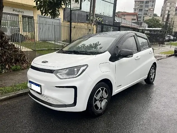 JAC E-JS1 - Imagem 1