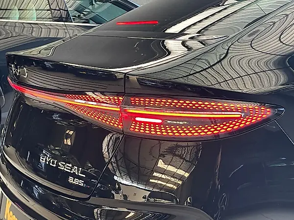 BYD Seal - Imagem 2