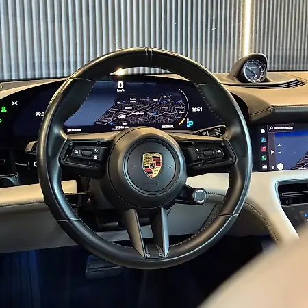 Porsche Taycan - Imagem 10
