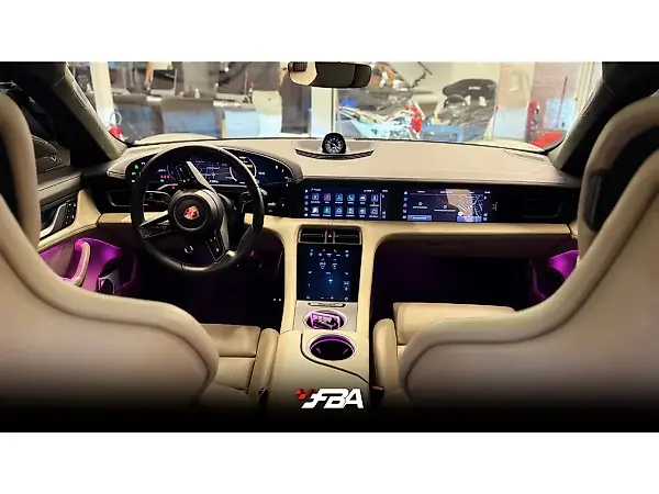 Porsche Taycan - Imagem 7