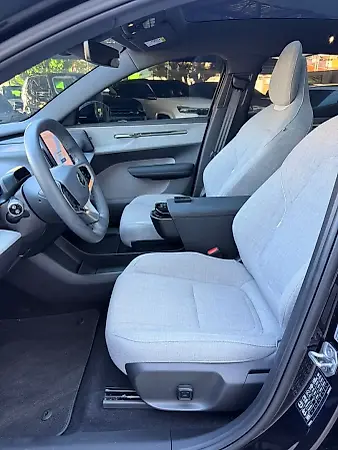 Volvo EX30 - Imagem 6