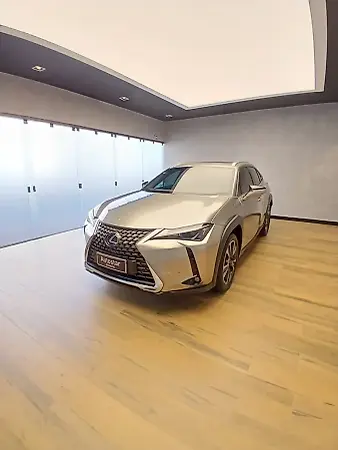 Lexus Ux 300e - Imagem 3