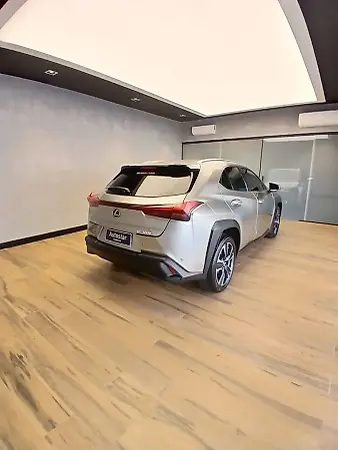Lexus Ux 300e - Imagem 7