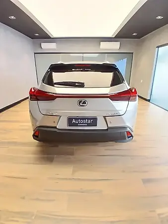 Lexus Ux 300e - Imagem 5