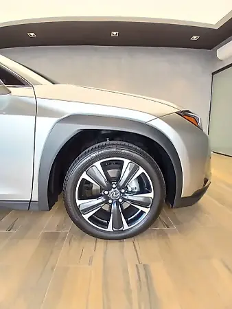 Lexus Ux 300e - Imagem 8