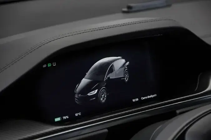 Tesla Model X - Imagem 3