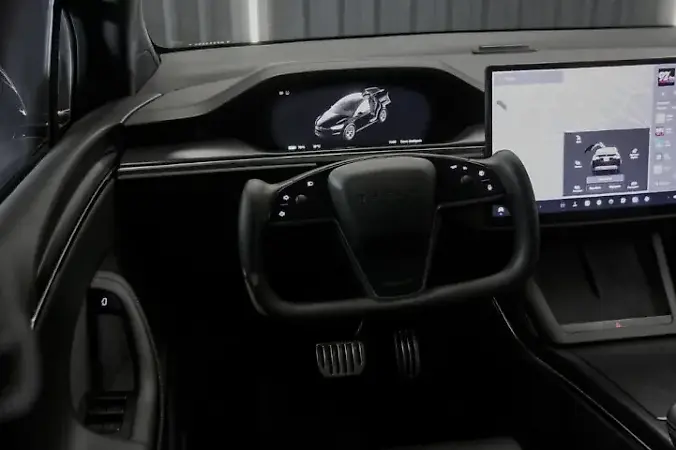 Tesla Model X - Imagem 14