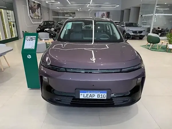 Leapmotor B10 - Imagem 1