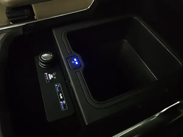 Land Rover Range Rover Sport Plug-in Hybrid - Imagem 16