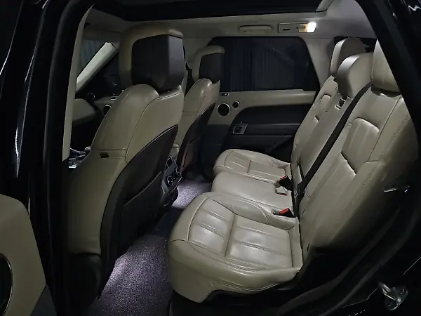 Land Rover Range Rover Sport Plug-in Hybrid - Imagem 19