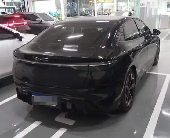 BYD Seal - Imagem 2