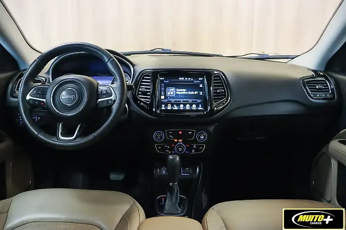 Jeep Compass 4xe Plug-in Hybrid - Imagem 4