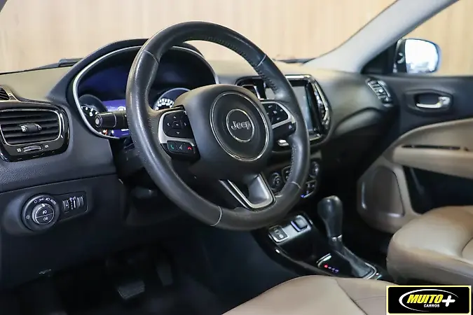 Jeep Compass 4xe Plug-in Hybrid - Imagem 7