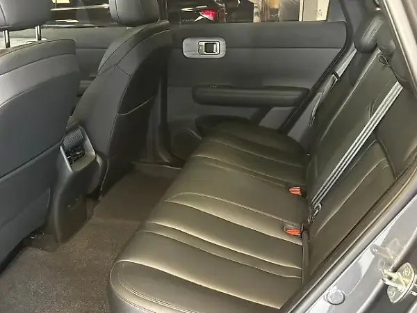 Chevrolet Captiva EV - Imagem 8