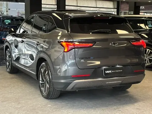 Chevrolet Captiva EV - Imagem 13