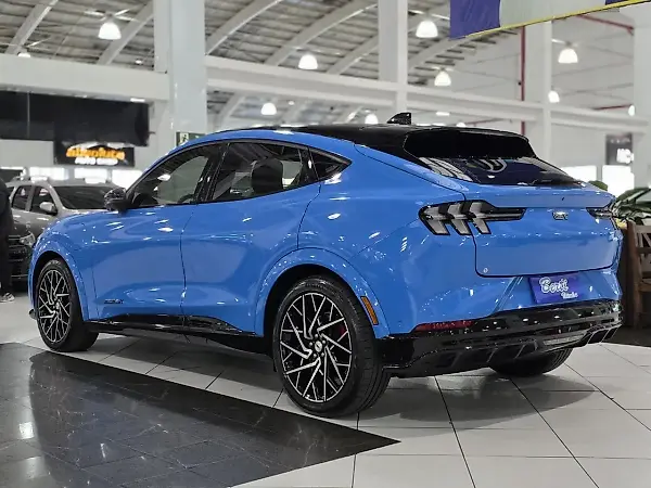 Ford Mustang Mach-e - Imagem 12