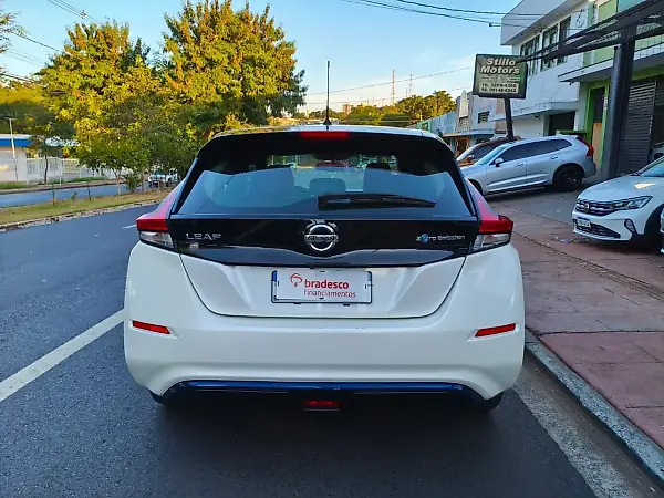 Nissan Leaf - Imagem 5