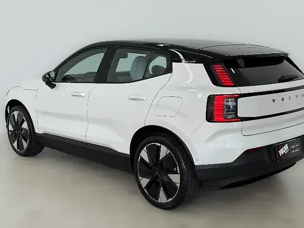 Volvo EX30 - Imagem 4