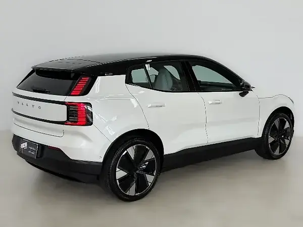 Volvo EX30 - Imagem 3
