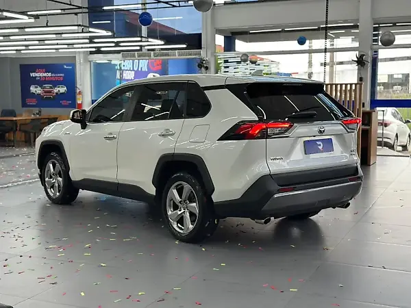 Toyota Rav4 EV - Imagem 6