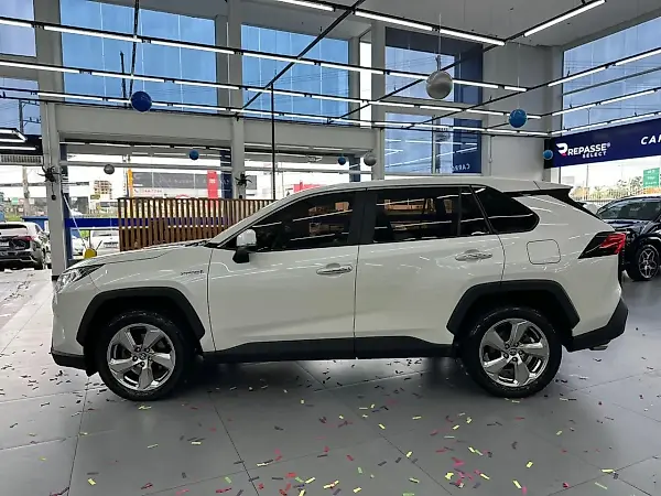 Toyota Rav4 EV - Imagem 5