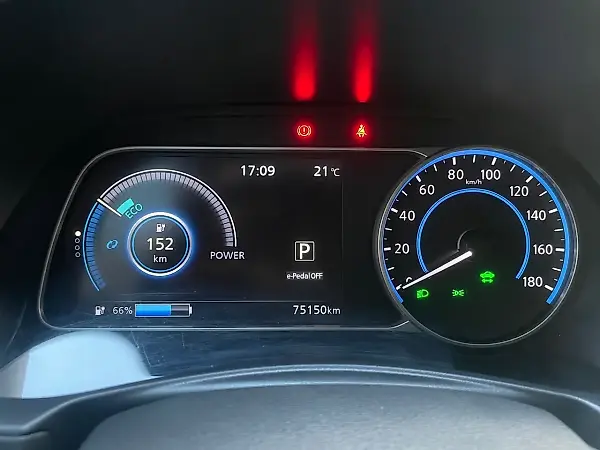 Nissan Leaf - Imagem 9