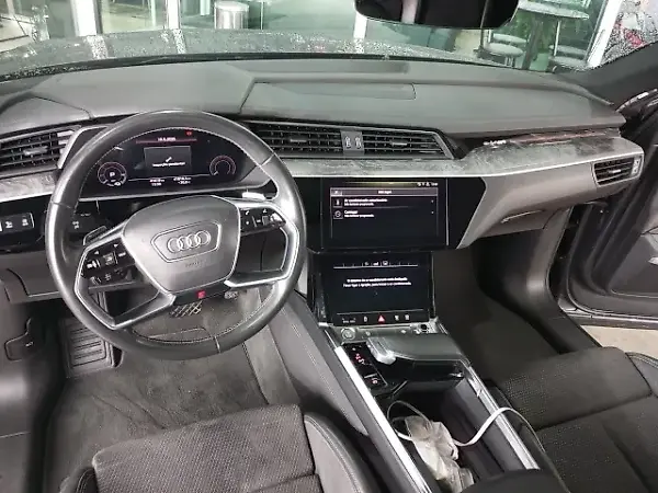Audi E-tron Sportback - Imagem 3