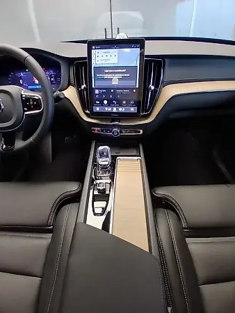 Volvo EX30 - Imagem 18