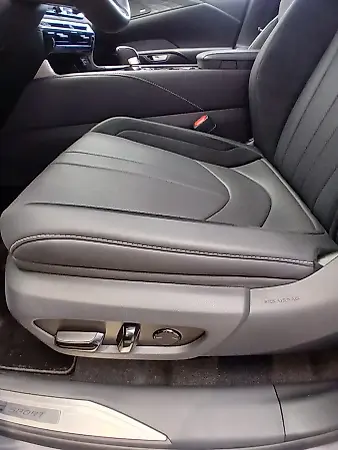Lexus Ux 300e - Imagem 11
