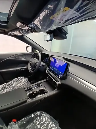 Lexus Ux 300e - Imagem 12