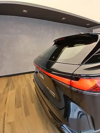 Lexus Ux 300e - Imagem 20