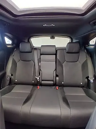 Lexus Ux 300e - Imagem 19