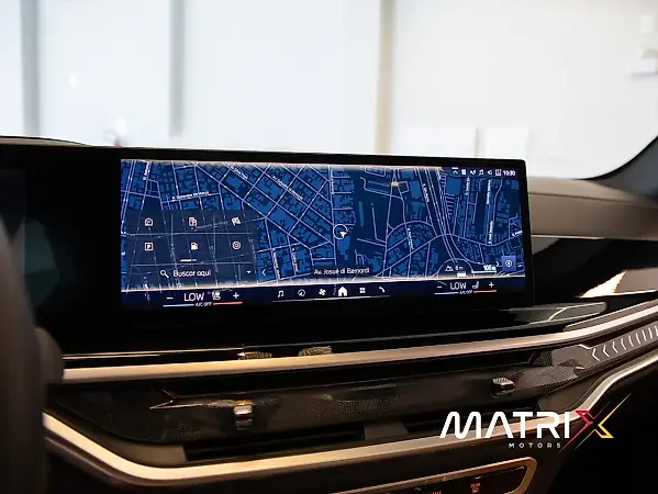 BMW I8 - Imagem 11