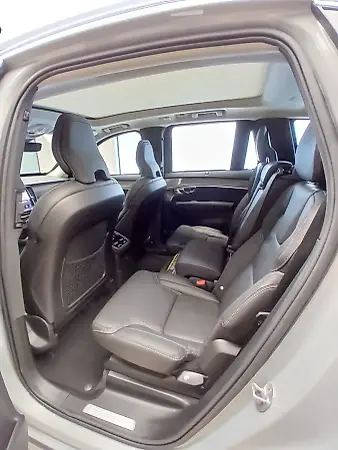 Volvo EX30 - Imagem 16