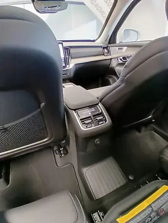 Volvo EX30 - Imagem 19