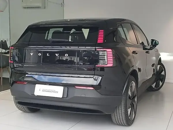 Volvo EX30 - Imagem 8