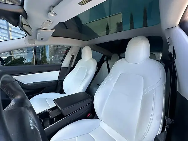 Tesla Model 3 - Imagem 8