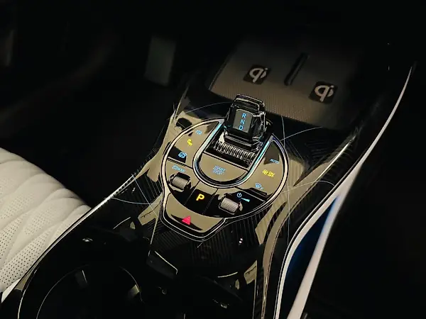 BYD Seal - Imagem 13