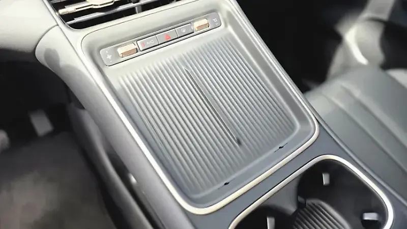 Chevrolet Captiva EV - Imagem 15
